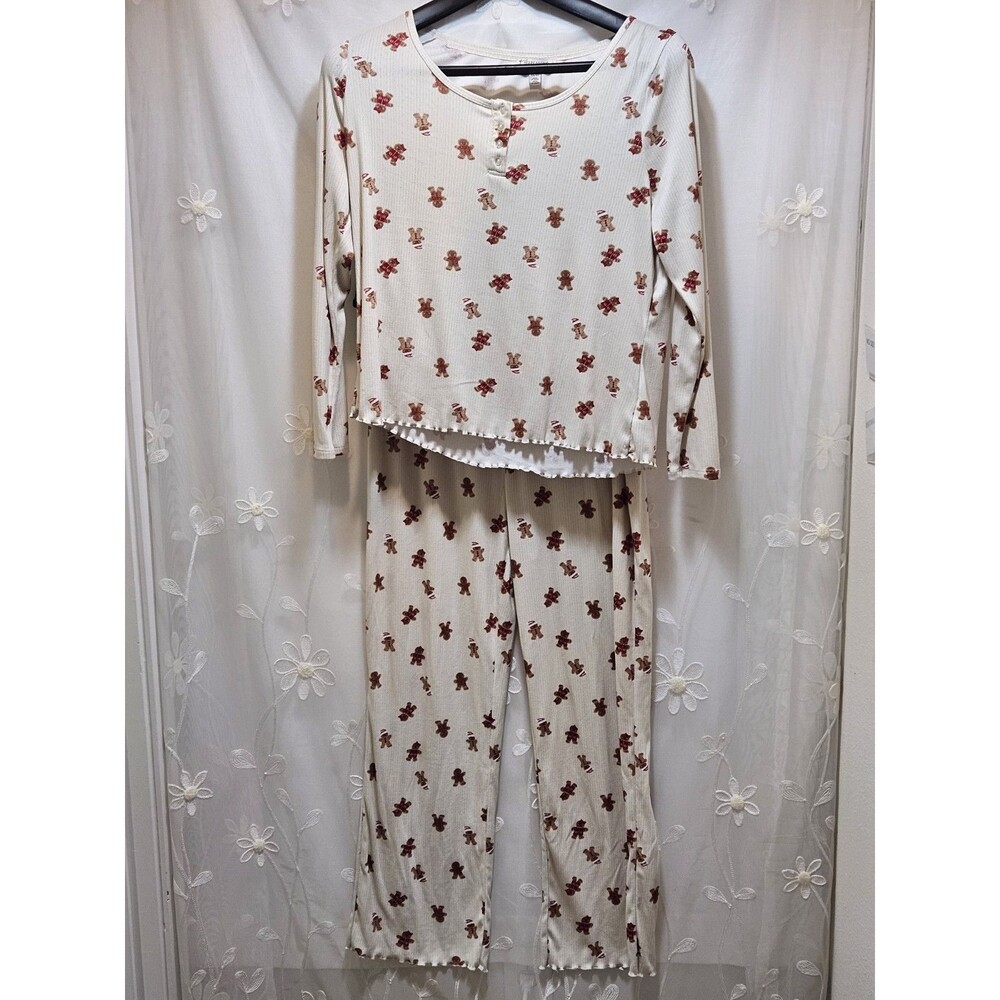 Merry Dreams Womens XL Cream Pajama Set Gingerbread Holidays Lounge Comfort Cozy